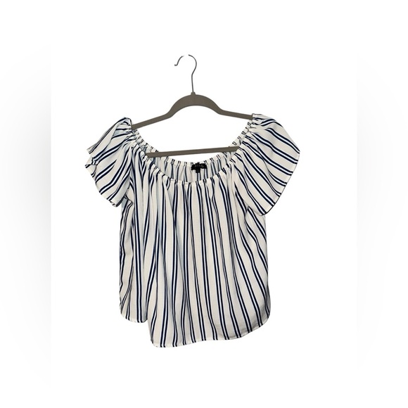 Timing Off Shoulder Blue and White Striped Blouse Size Large - Picture 1 of 4
